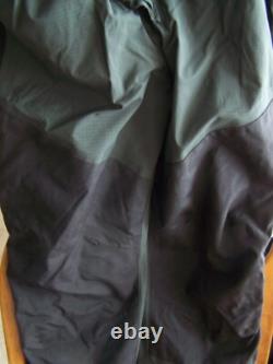 Cabela's GORE-TEX XCR Extreme Comfort Range Bib Overalls Men's Ski Fishing M Reg
