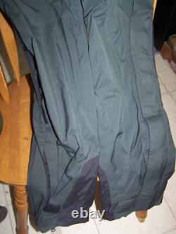 Cabela's GORE-TEX XCR Extreme Comfort Range Bib Overalls Men's Ski Fishing M Reg