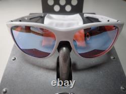 Cross Range R Prism Snow Sapphire Oakley Sunglasses