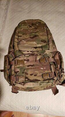 Oakley Chamber Range Backpack Bag Multicam Camo Pattern NWT GENUINE and Rare