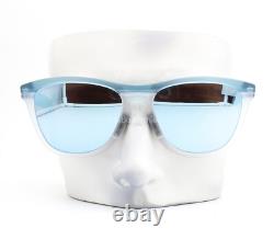 Oakley Frogskins Range OO9284-0955 Sunglasses Matte Blue Polarized withPouch