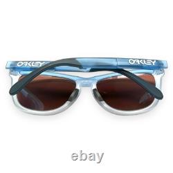 Oakley Frogskins Range OO9284-0955 Sunglasses Matte Blue Polarized withPouch