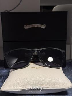 Oakley Frogskins Range XL Sunglasses Matte and Shiny Black Prizm OO9503-0658