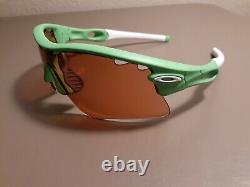 Oakley Radar Safehouse Green ATHLETE ISSUE G30 Vented Range VERY NICE