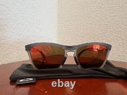 Oakley Sunglasses OO9284 Frogskins range 928401 Grey red Man