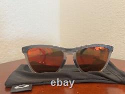 Oakley Sunglasses OO9284 Frogskins range 928401 Grey red Man