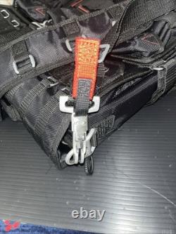 RARE OAKLEY AP MESSENGER BAG DEXTER TV Tactical Field Gear Range Excellent