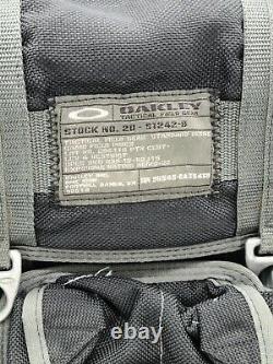 Rare OAKLEY Tactical Field Gear AP Bag SI Range Laptop Messenger Day Pack Black