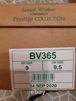 Samuel Windsor'Prestige Range' Tan Boots SIze UK 9. Brand New