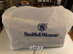 Smith & Wesson Canvas/Leather Duffle Range Sports Bag-Concealed Carry-NWOT
