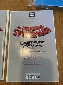 The AMAZING SPIDER-MAN lgy#895 variant edition/ NM range 9.6-9.8 /mike mayhew
