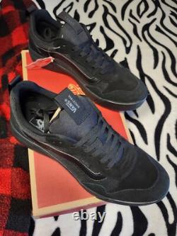 VANS Men's Range EXP Suede & Canvas Casual Shoe, VN0A5EDYBKA, Black/Gum, 9.5-13