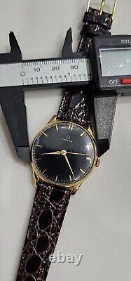 Vintage Omega Cal. 30T2 Men's Military WWII Black Dial Watch