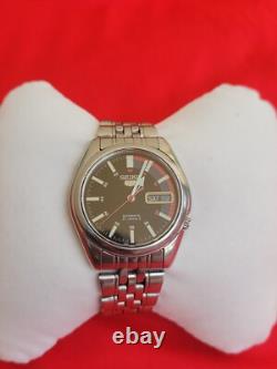Vintage Seiko 5 Automatic Rally Range Racer Stainless Steel Men's Wrist Watch
