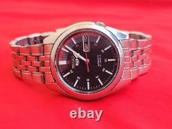 Vintage Seiko 5 Automatic Rally Range Racer Stainless Steel Men's Wrist Watch