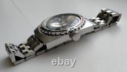 Vostok 2209 Amphibian Model Range 119 Soviet Diver's Water Resistant Watch 1980s