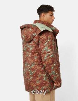 460 $ La veste parka 77 Brooks Range de THE NORTH FACE pour hommes avec motif glacier imprimé camouflage foncé en taille XL