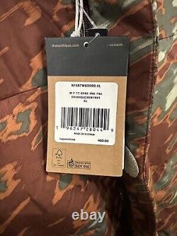 460 $ La veste parka 77 Brooks Range de THE NORTH FACE pour hommes avec motif glacier imprimé camouflage foncé en taille XL