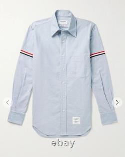 Chemise Oxford Thom Browne avec brassards pour homme, bleu, coton, 620 $, taille 2 ou M, neuve avec étiquettes Chemise Oxford Thom Browne avec brassards pour homme, bleu, coton, 620 $, taille 2 ou M, neuve avec étiquettes