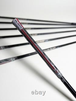 Ensemble de fers TaylorMade P790 Black 4-PW Dynamic Gold 105 S300 2025