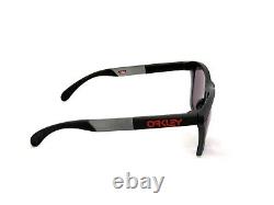 Gammes Oakley Frogskins 9284-1355 Monture Grise Mat Édition Prizm Road Maverick