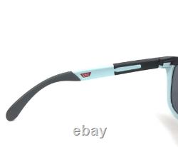 Lunettes de soleil Oakley Frogskins Gamme OO9284-0355 Carbone Mat/Bleu avec Prizm Gris