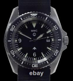 MWC Montre de plongée militaire à quartz Kampfschwimmer 300M, lunette en céramique saphir, 43 mm