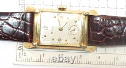 Montre-bracelet Bulova pour homme rétro des années 1940 en or jaune 14 carats, 21 rubis, 7AK, avec cornes fantaisie