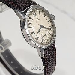Montre militaire pour hommes Omega vintage WWII Cal. R17.8 des années 1940 Réf 2144 révisée
