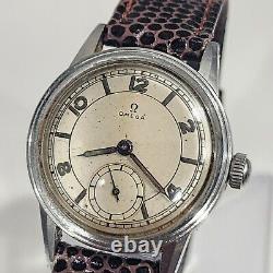 Montre militaire pour hommes Omega vintage WWII Cal. R17.8 des années 1940 Réf 2144 révisée