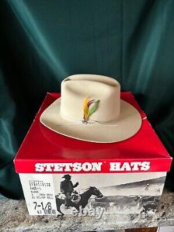 Nouveau Chapeau de Cowboy Stetson 4x Beaver de la Gamme Vintage en Tan Clair/Crème Taille 7 1/8