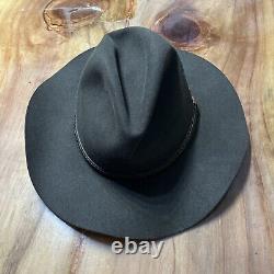 Nouveau chapeau Akubra Kiandra sur mesure style Open Range en feutre brun avec cuir tressé