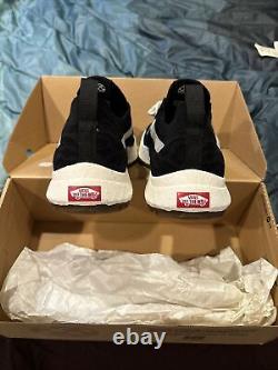 Nouvelles baskets basses Vans UltraRange VR3 noir/marshmallow 2023