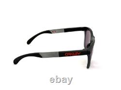Oakley Frogskins Range 9284-1355 Monture gris mat Prizm Road édition Maverick