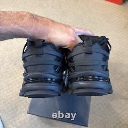 Pointure 11 Range Runner M'Mansion Triple Black Baskets Sneakers Mode NEUF