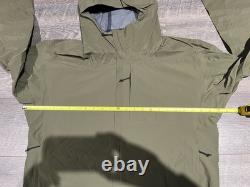 Taille M Patagonia Lost Arrow Mixed Range Jacket vert fatigue