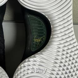 UA Curry 4 'More Range' Chaussures de Basketball Homme Taille 13.5 Noires 1298306-014 RARES