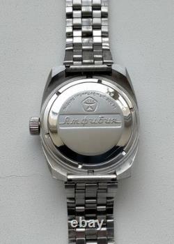 Vostok 2209 Modèle Amphibie Plage 119 Montre de Plongée Soviétique Résistante à l'Eau Années 1980