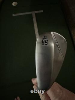 Wedges forgés Stick'em pour gaucher, 58 degrés, flex régulier graphite