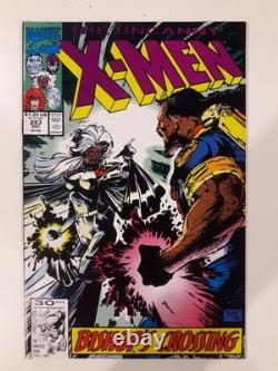 X-Men Blue #1 CGC 9.8 SS (Stan Lee) +8 exemplaires non gradés (plage NM-CGC de 9.4/9.6/9.8) X-Men Blue #1 CGC 9.8 SS (Stan Lee) +8 exemplaires non gradés (plage NM-CGC de 9.4/9.6/9.8)